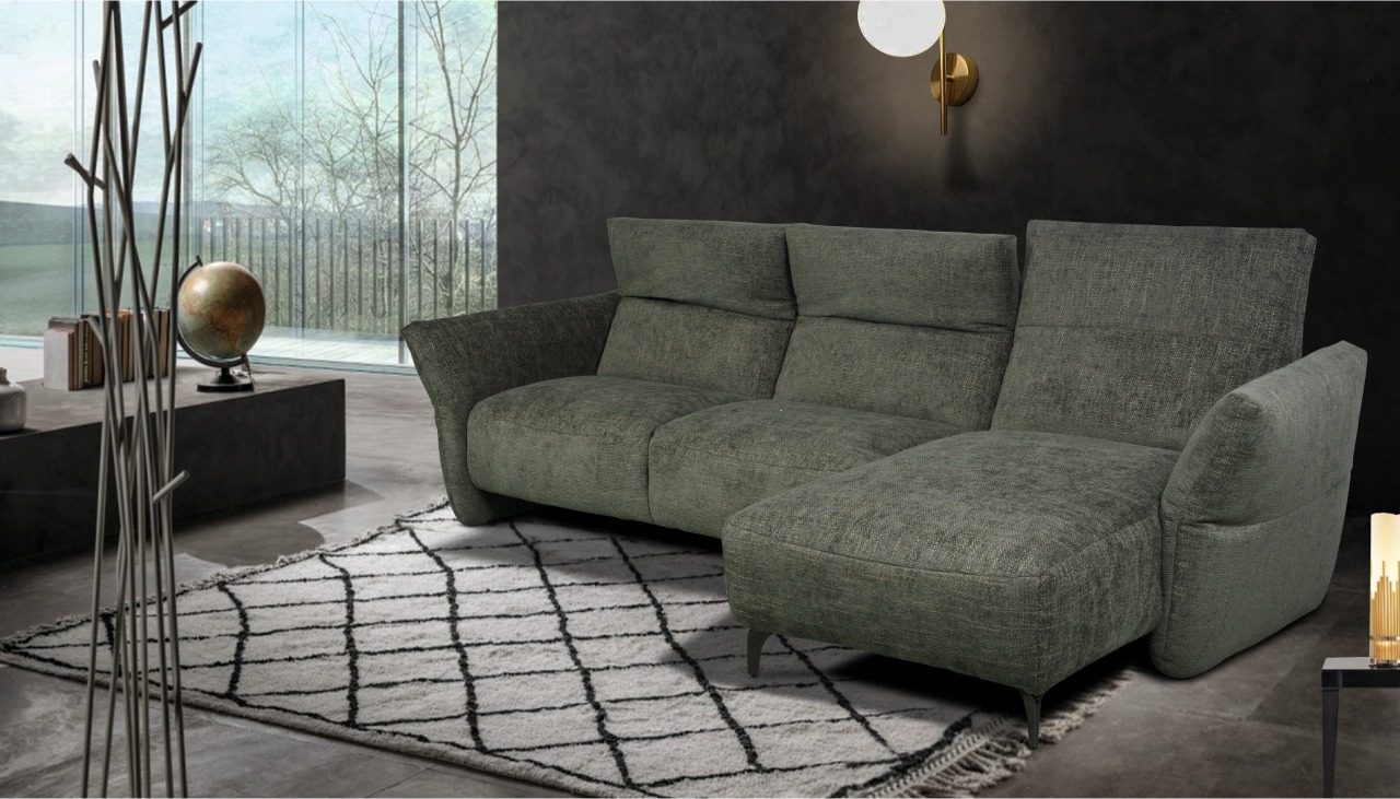 FRANKI-con-chaiselongue-4-2 FRANKI-con-chaiselongue-4-2